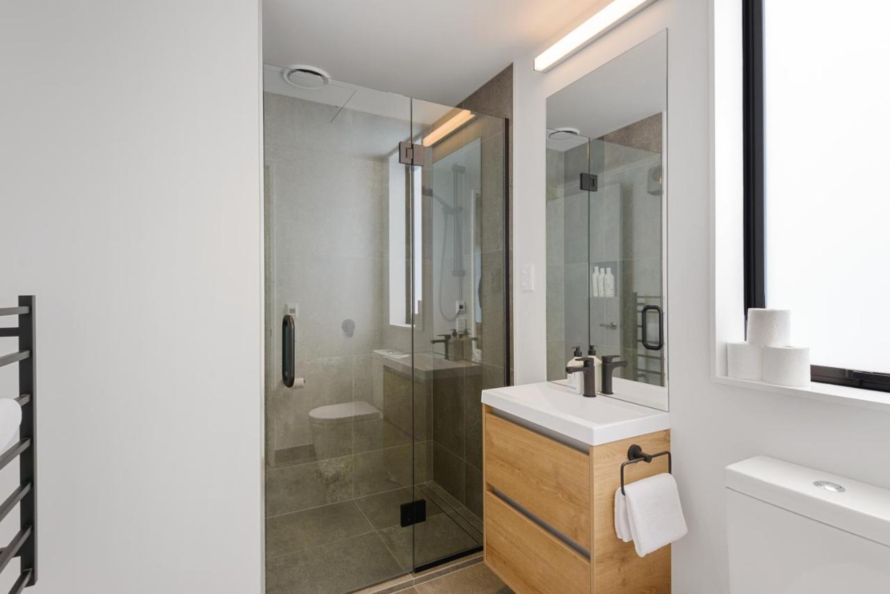 Latimer View Apartment